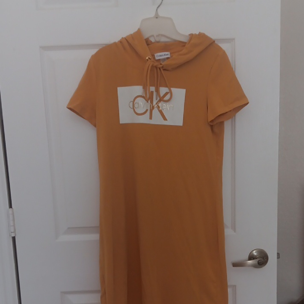 NNT.Calvin Klein Mustard Hooded Dress.Size M